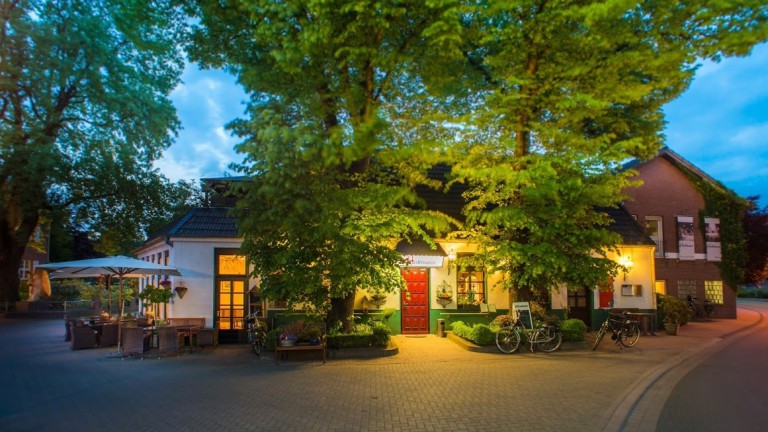 Gaststaette_aussen_20150527_DSC0128